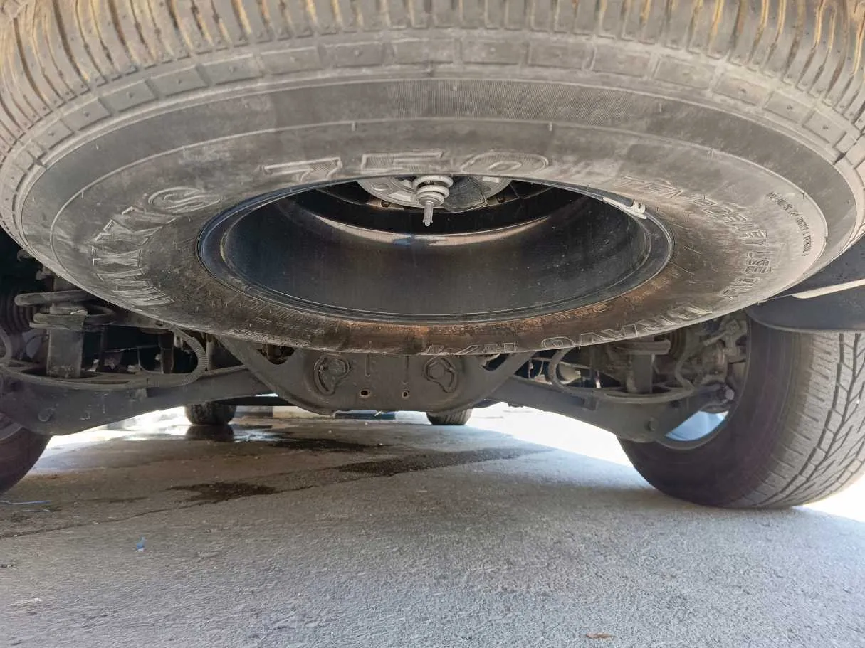 Car image 33