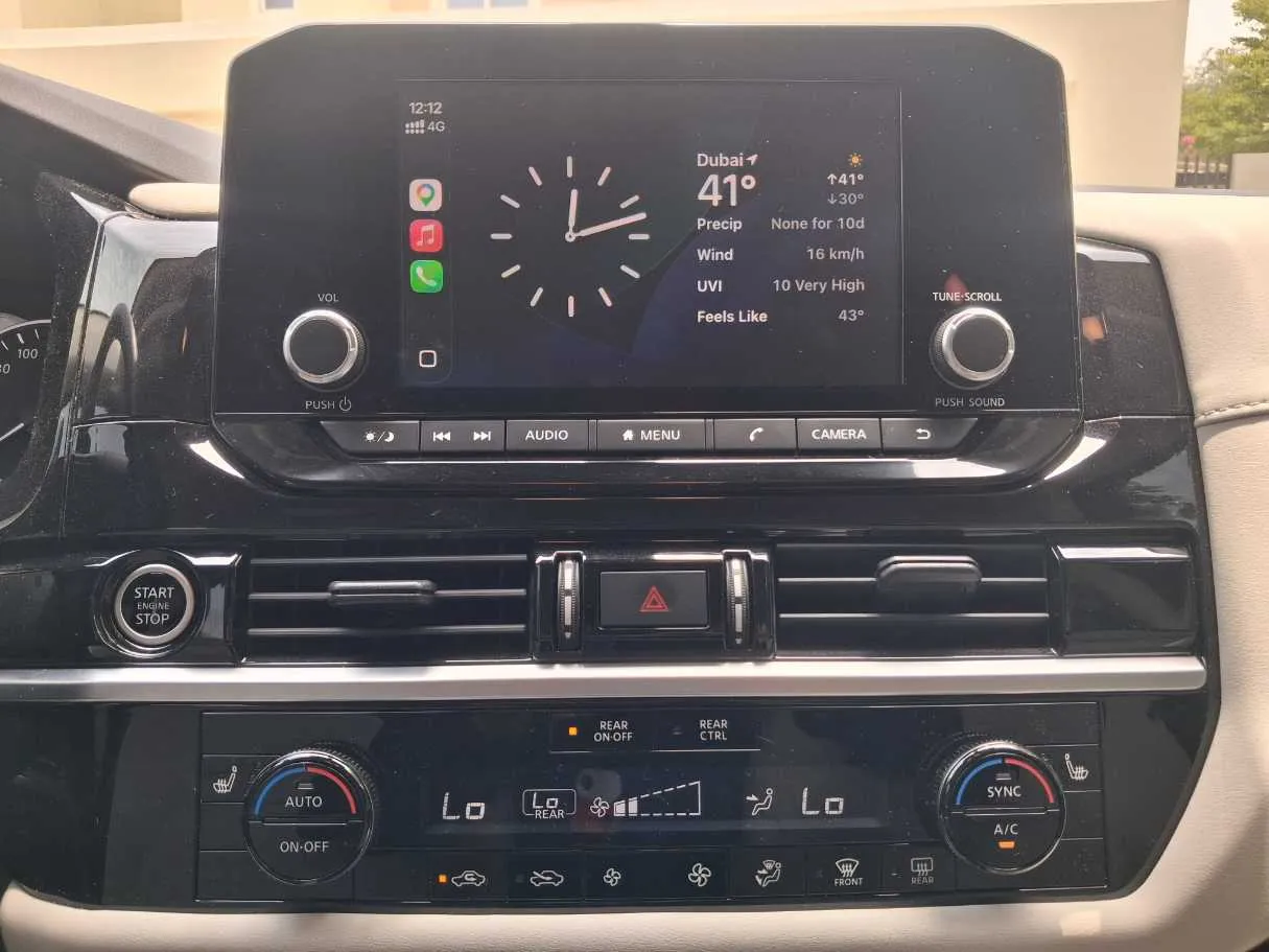 Car image 18