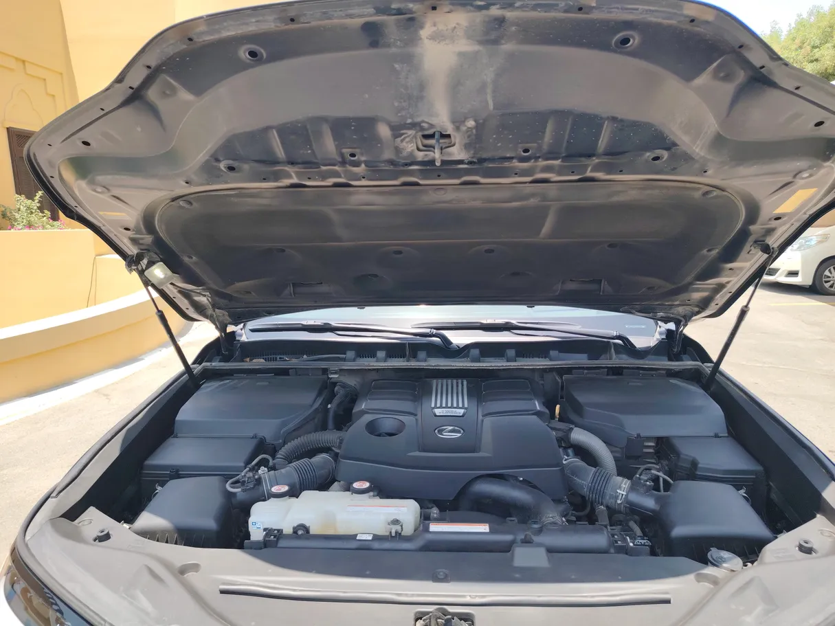 Car image 46