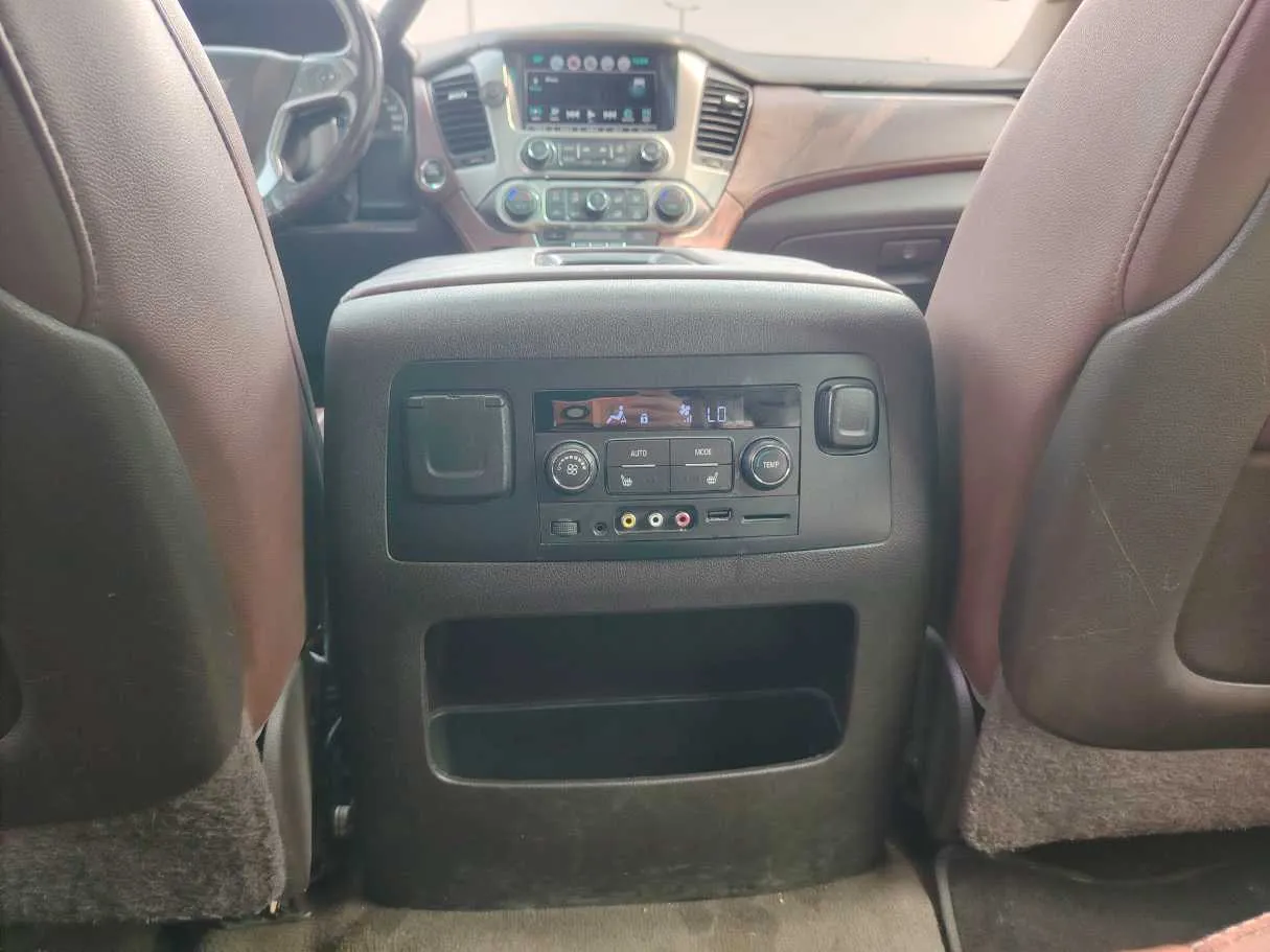 Car image 36