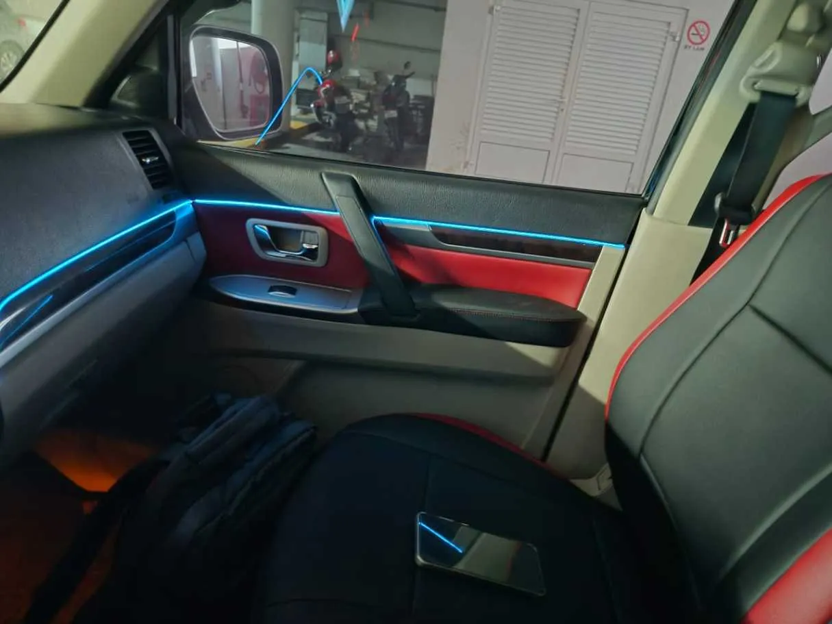 Car image 22