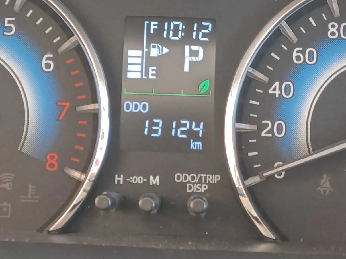 Car image 18