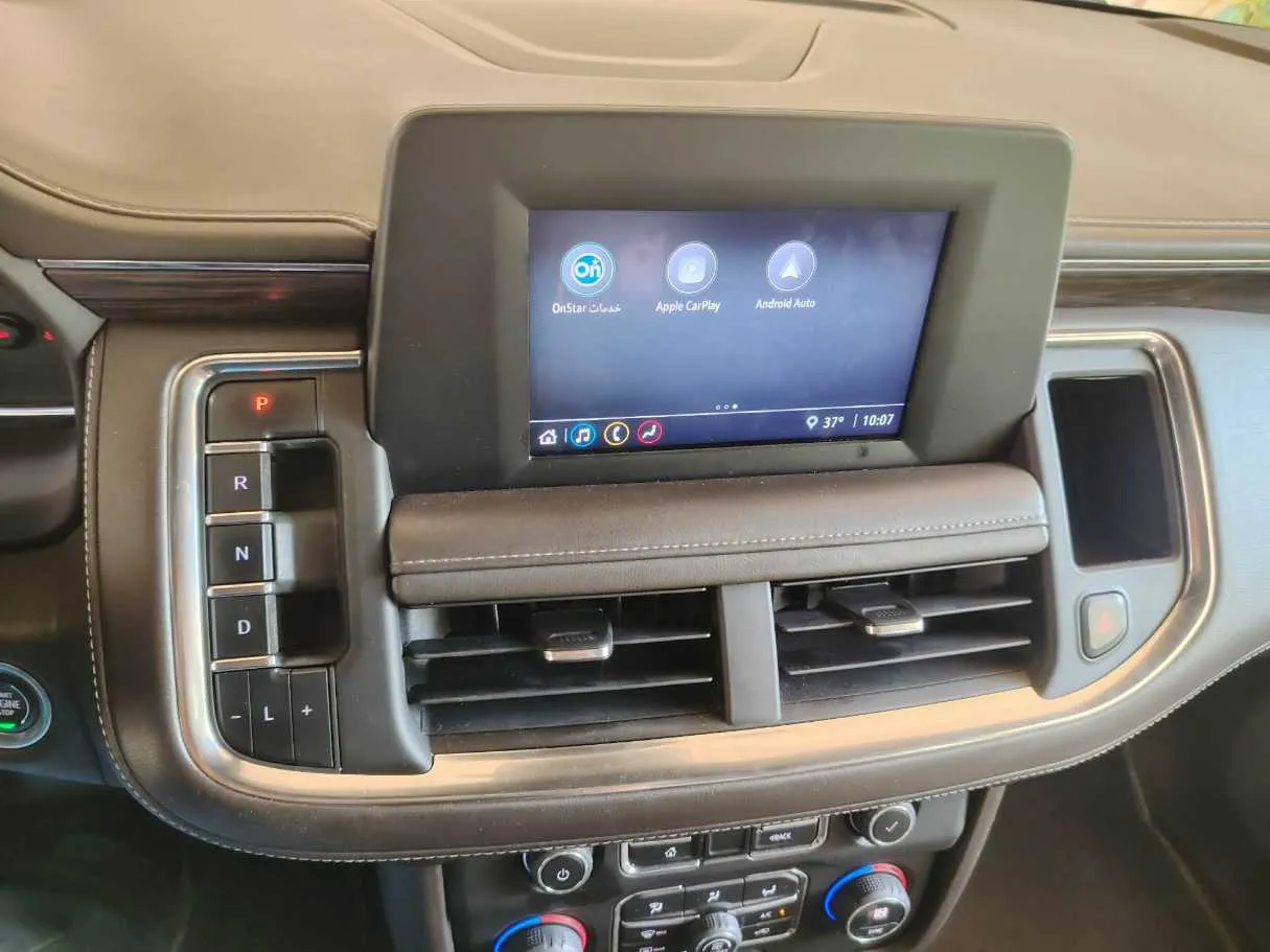 Car image 25