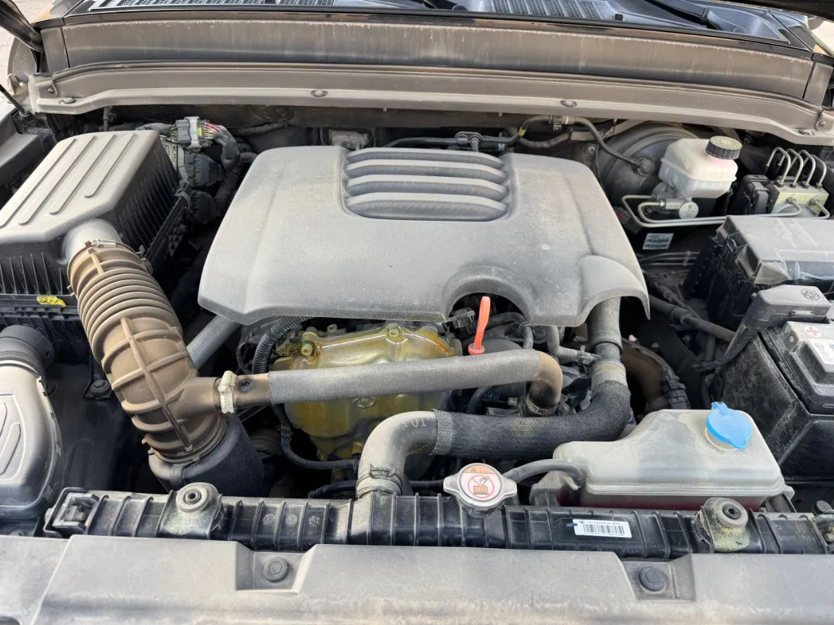 Car image 22