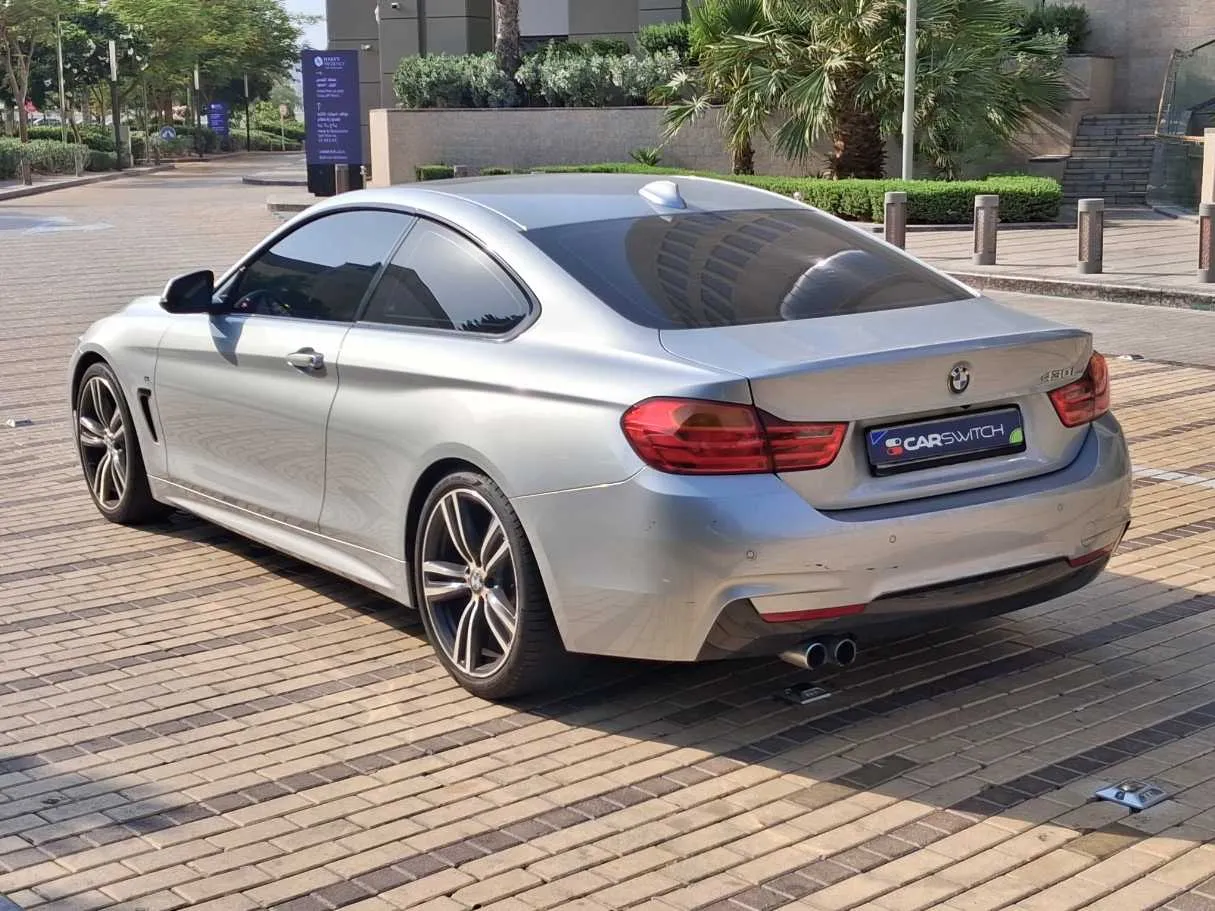 Car image 7