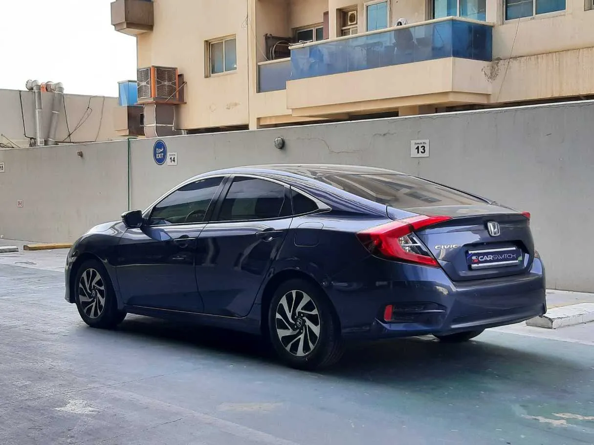 Car image 7