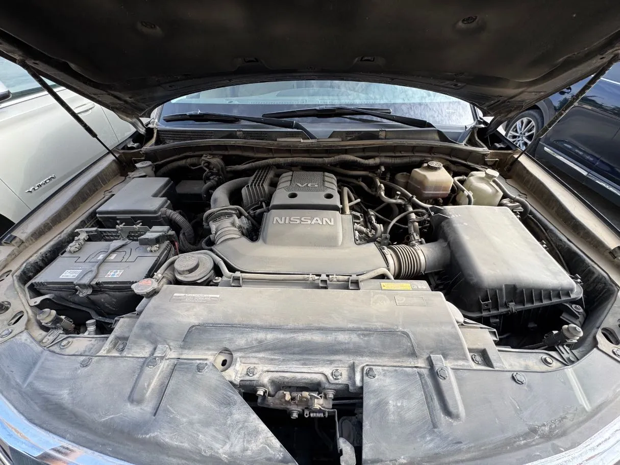 Car image 25