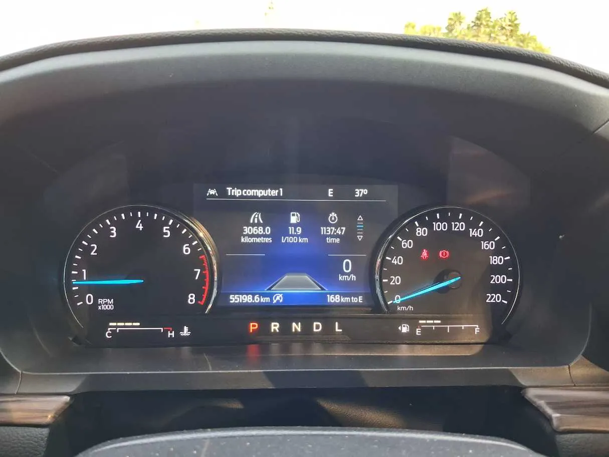 Car image 20