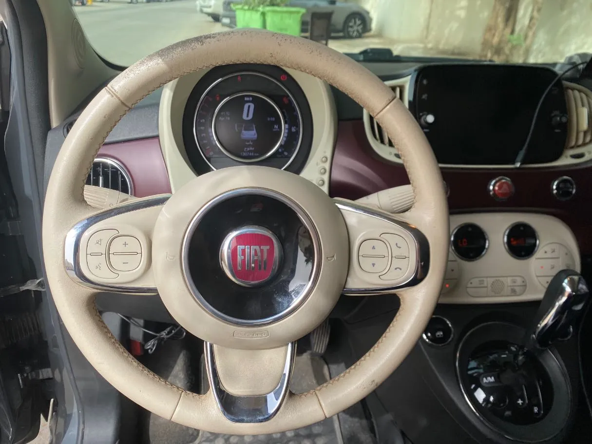 Car image 15