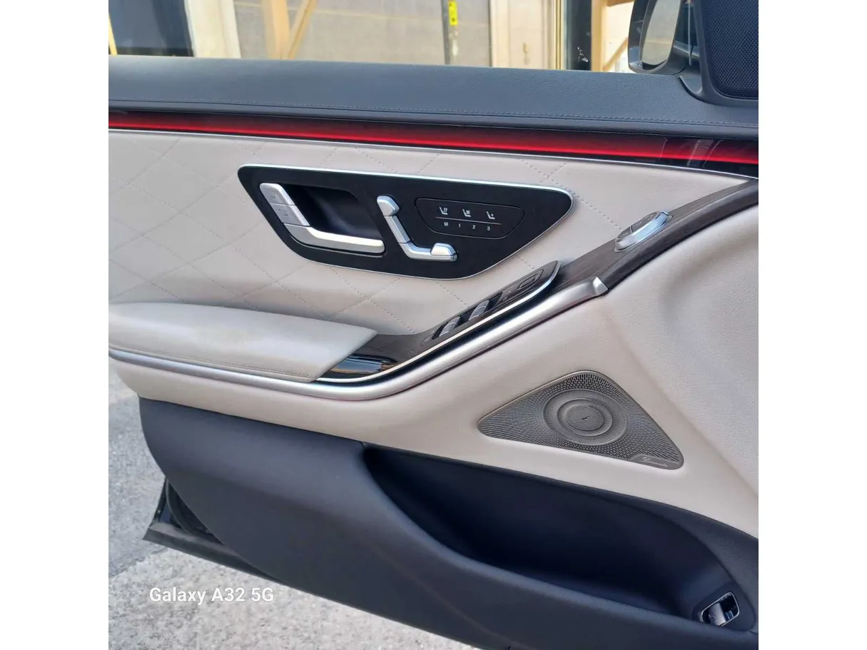 Car image 36