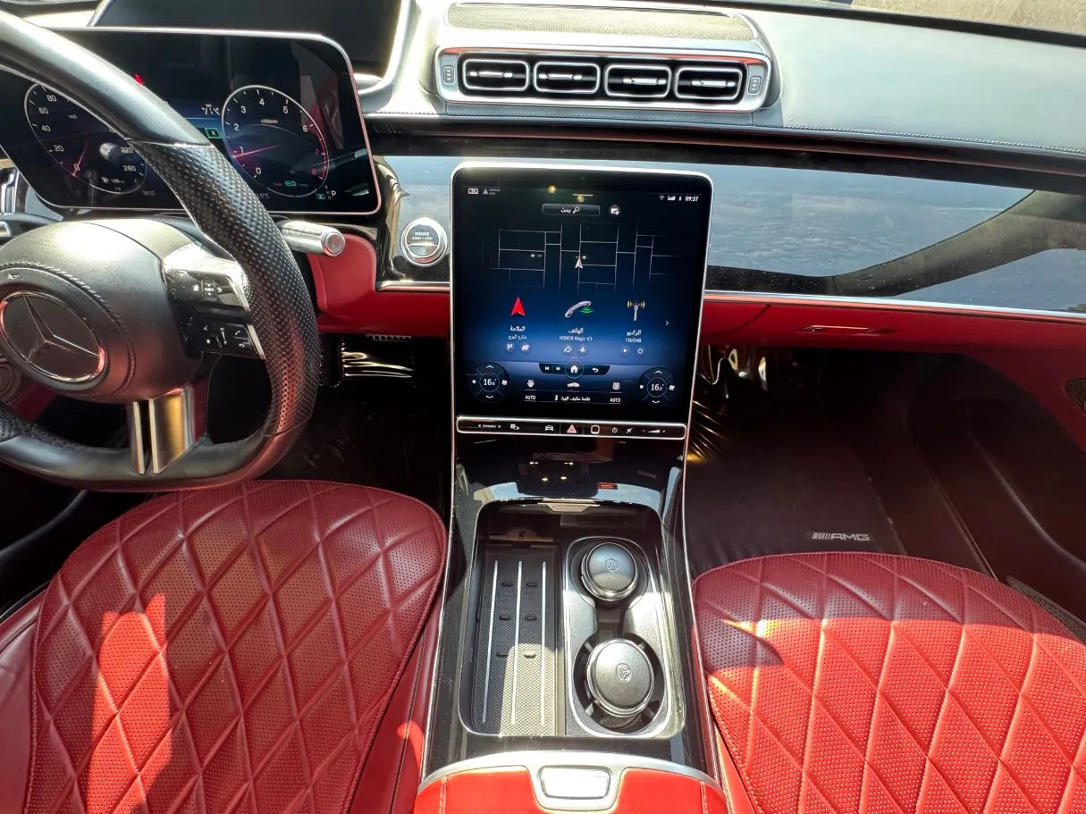 Car image 20