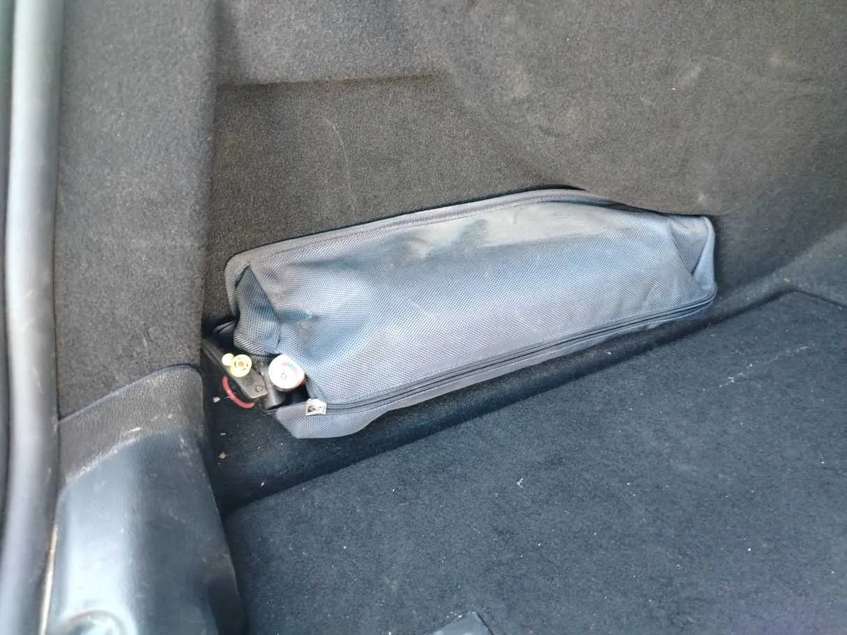 Car image 43