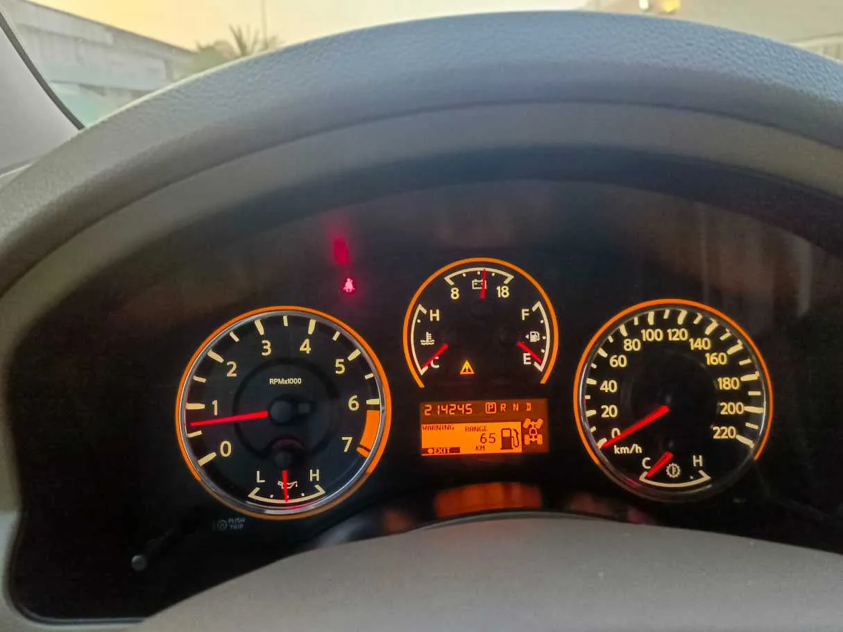Car image 25
