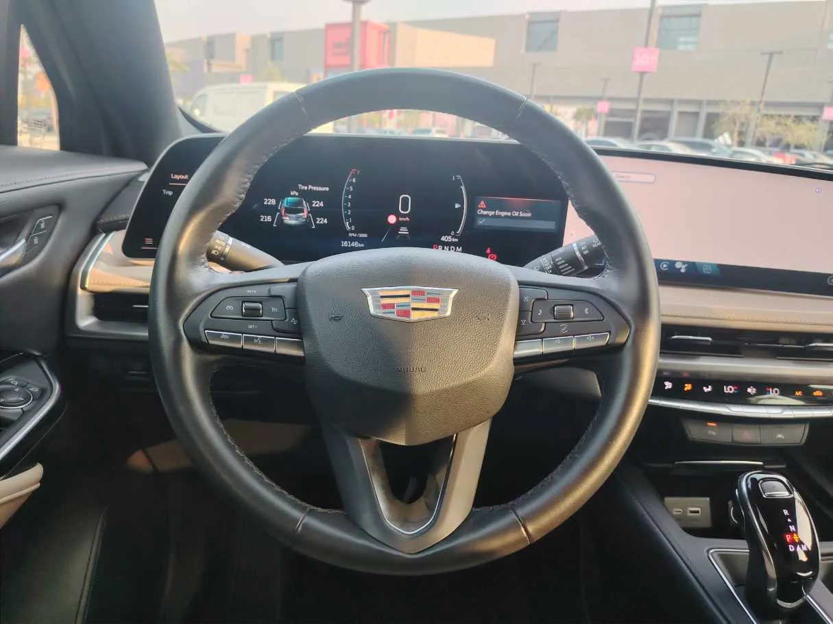 Car image 21