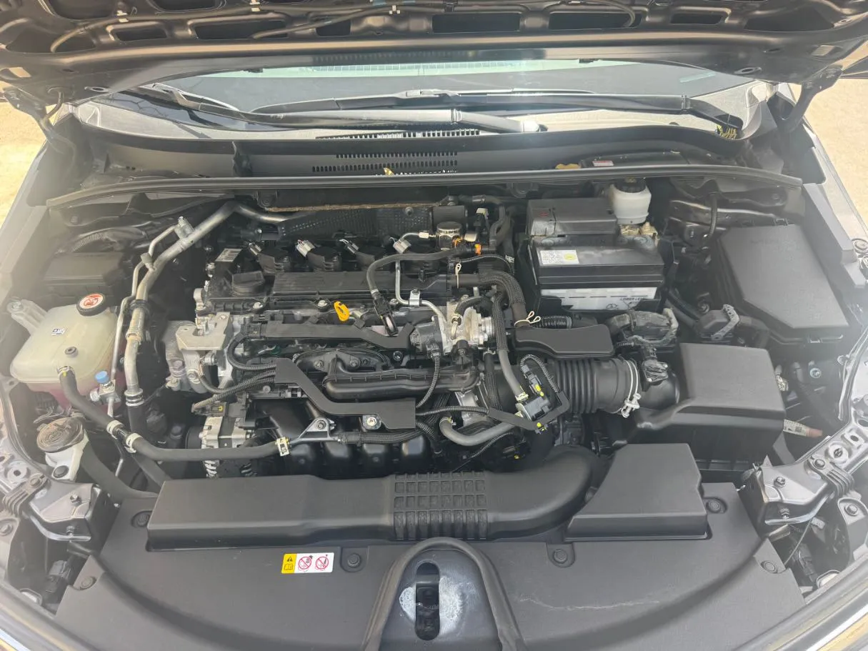 Car image 21