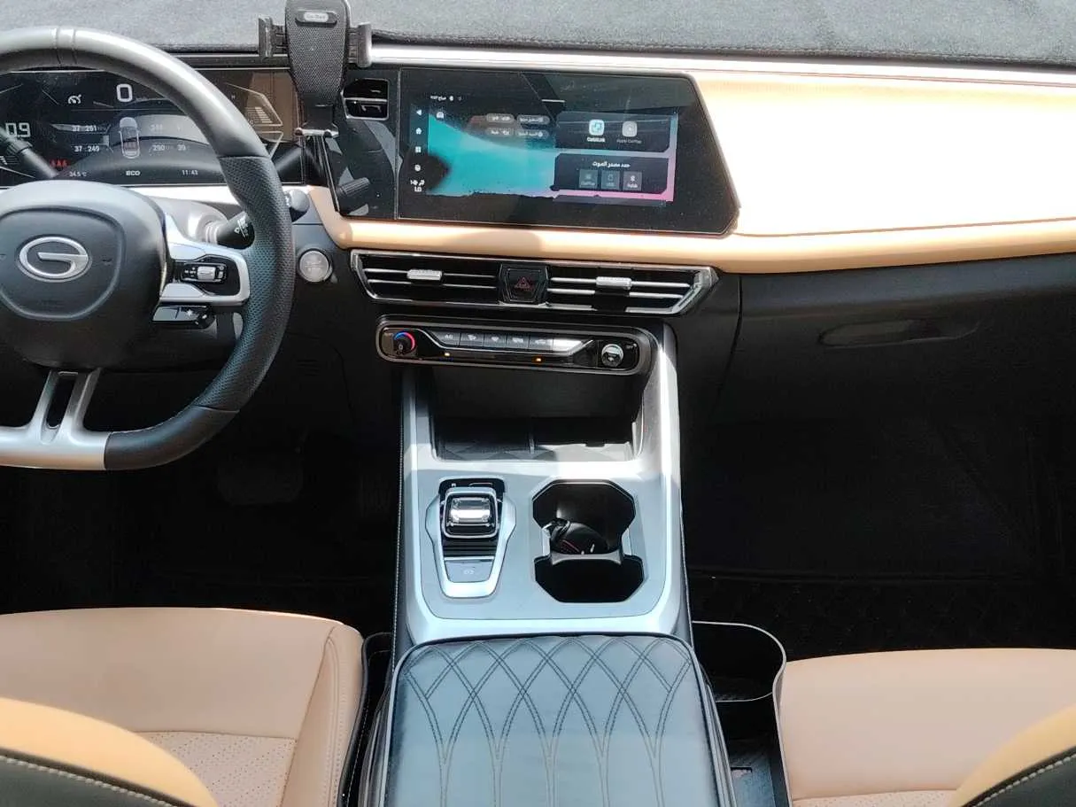 Car image 20