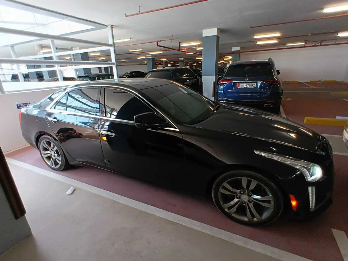Car image 8