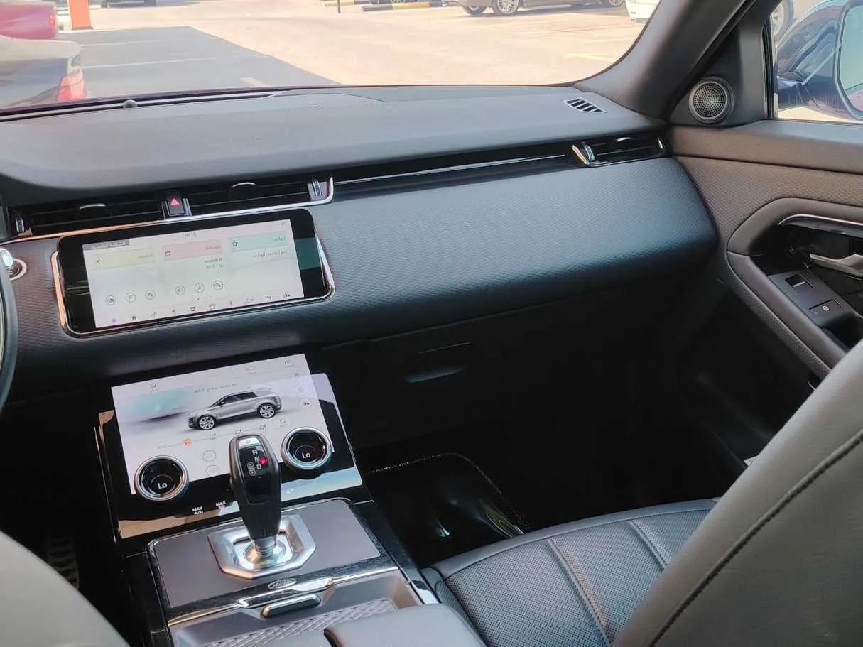 Car image 22