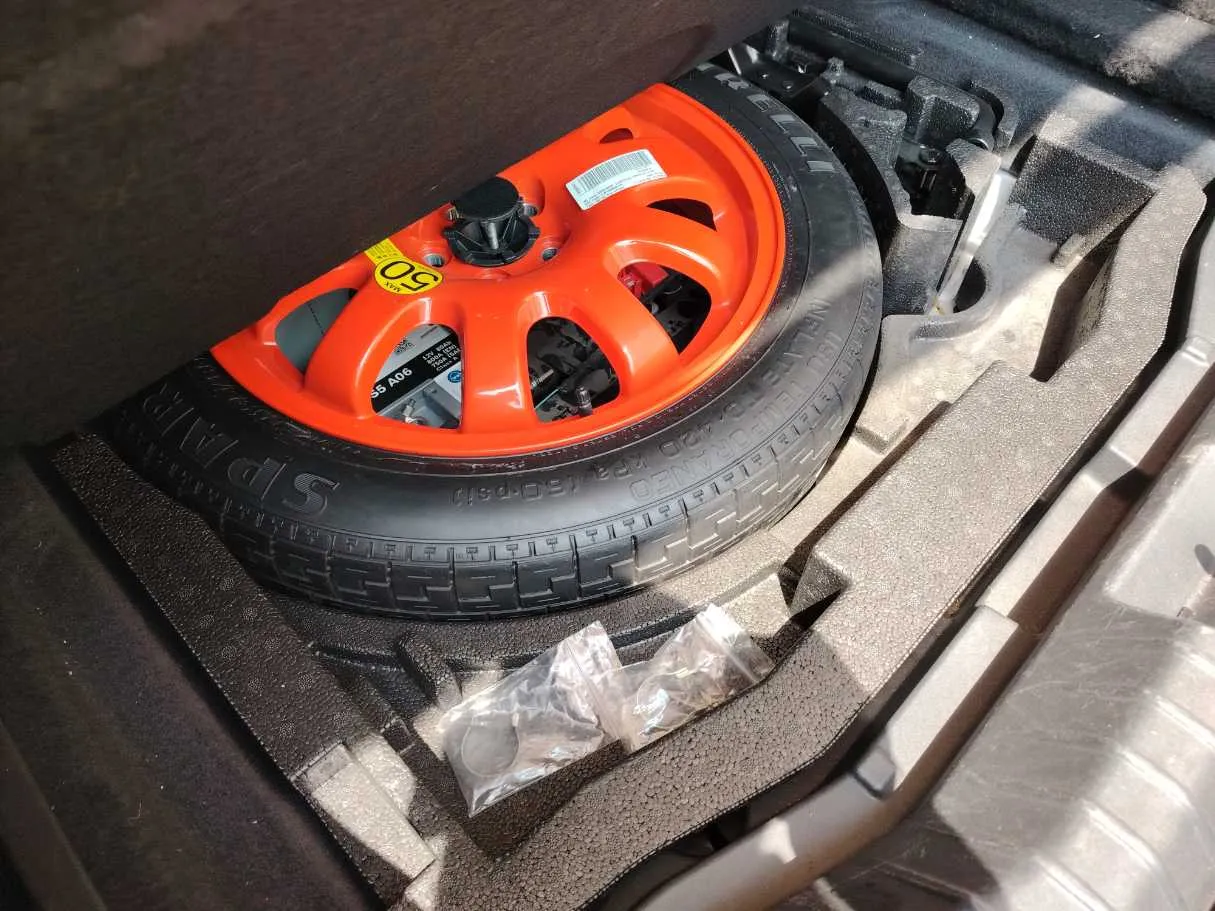 Car image 29
