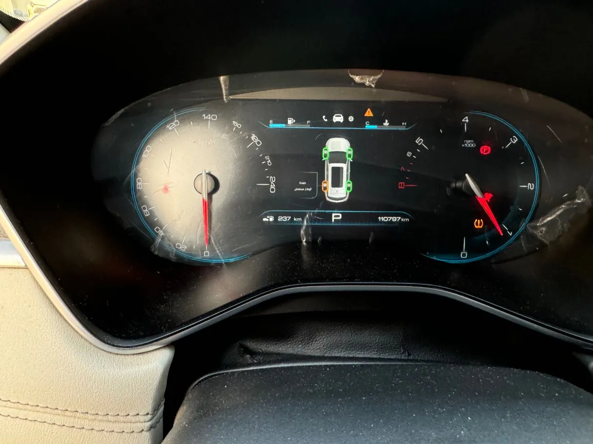 Car image 19