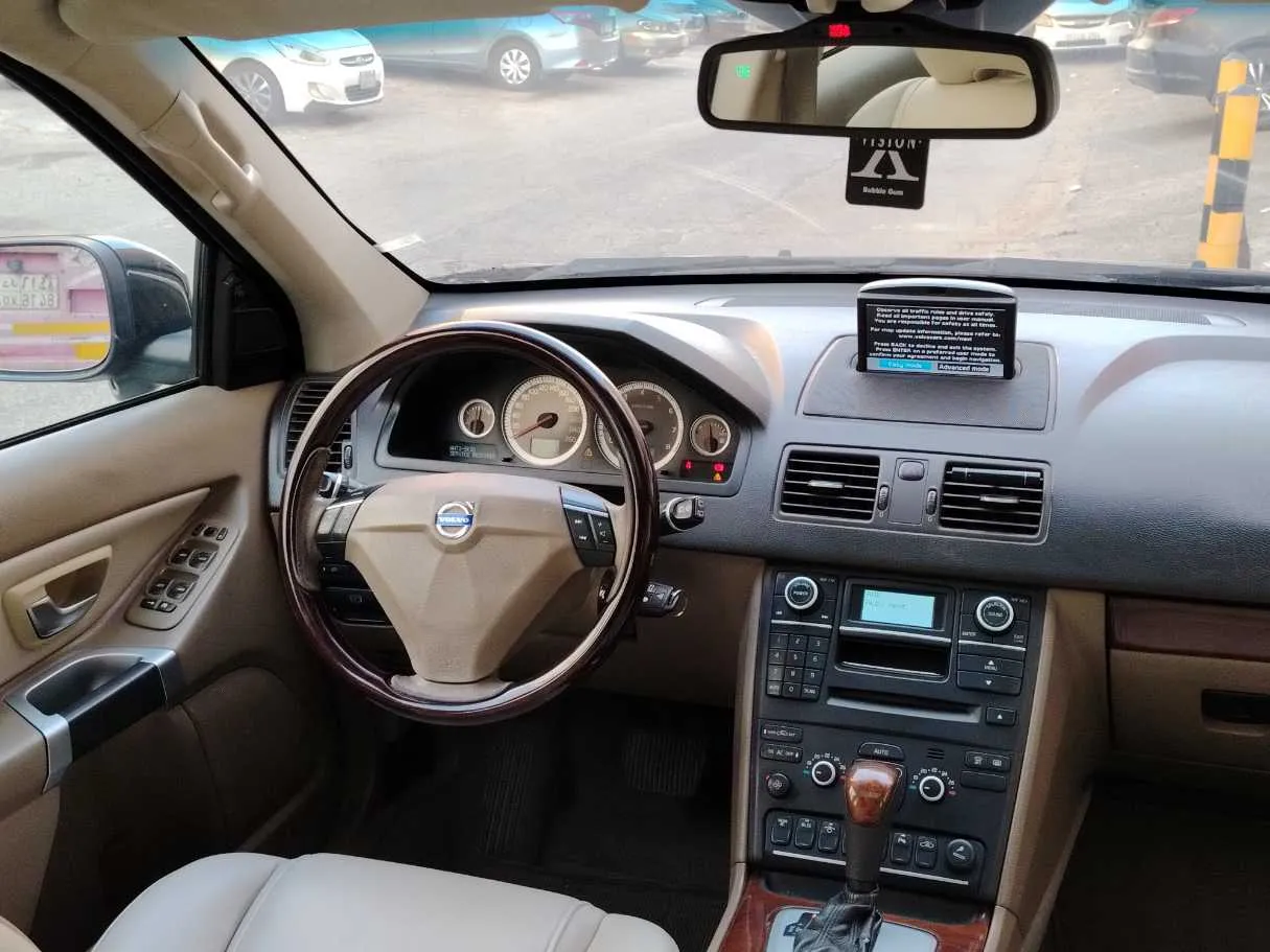Car image 21