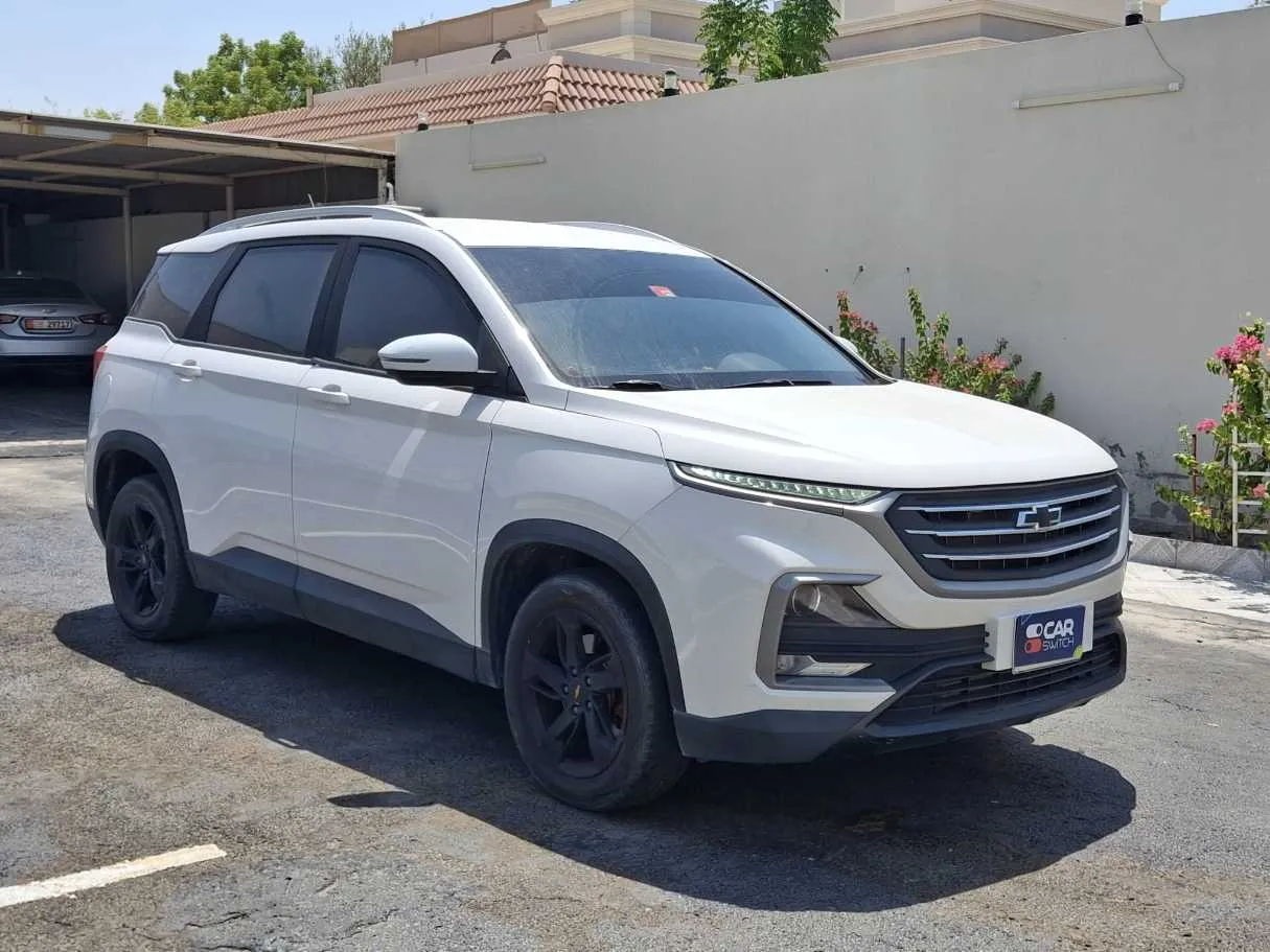 Car image 3