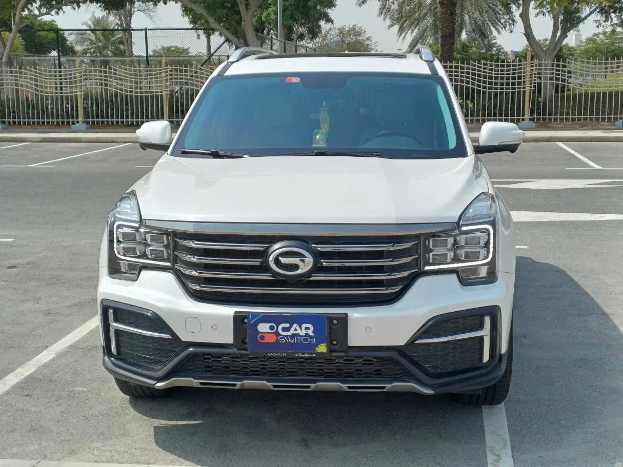 Car image 2