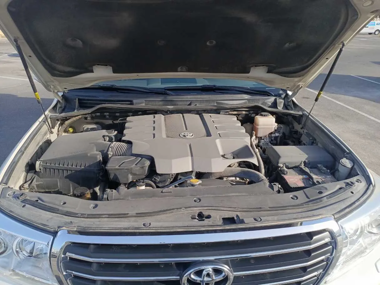 Car image 22