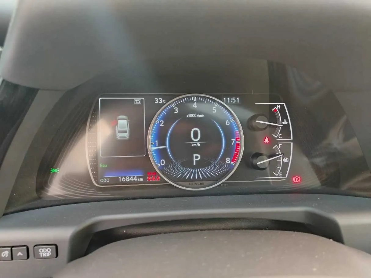 Car image 28