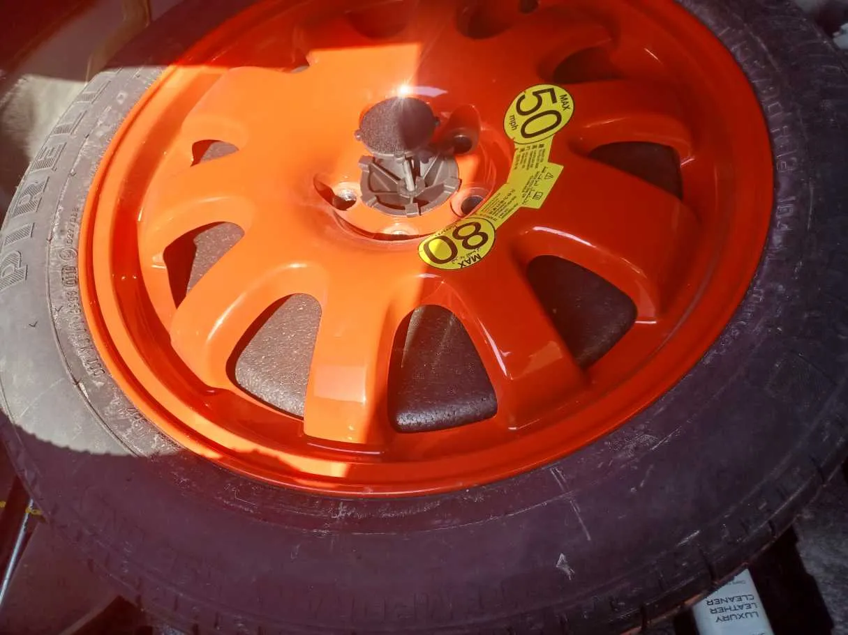 Car image 23