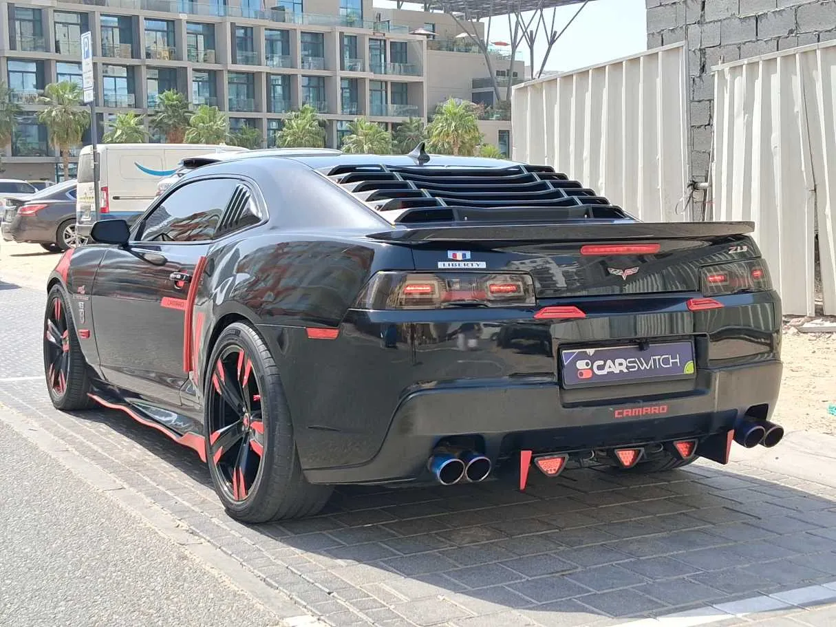 Car image 7