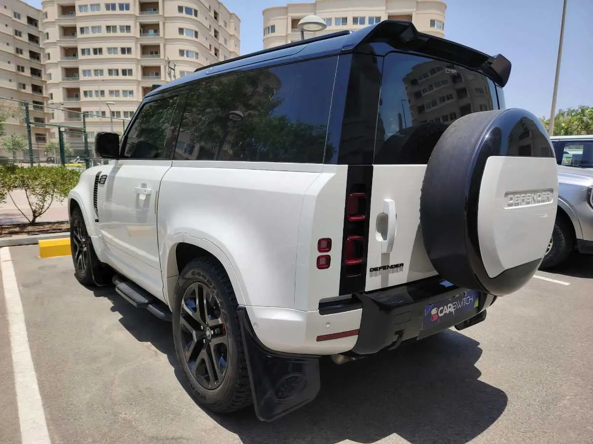 Car image 7