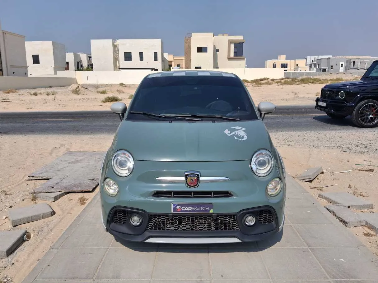 Car image 2