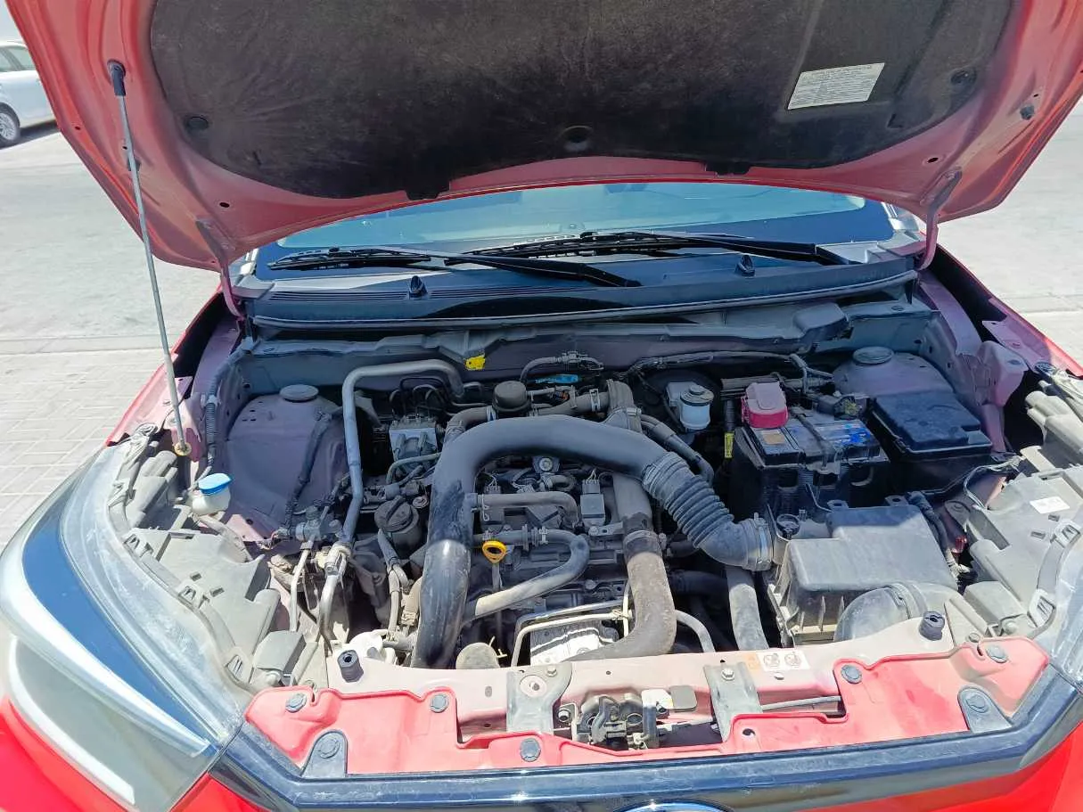 Car image 32