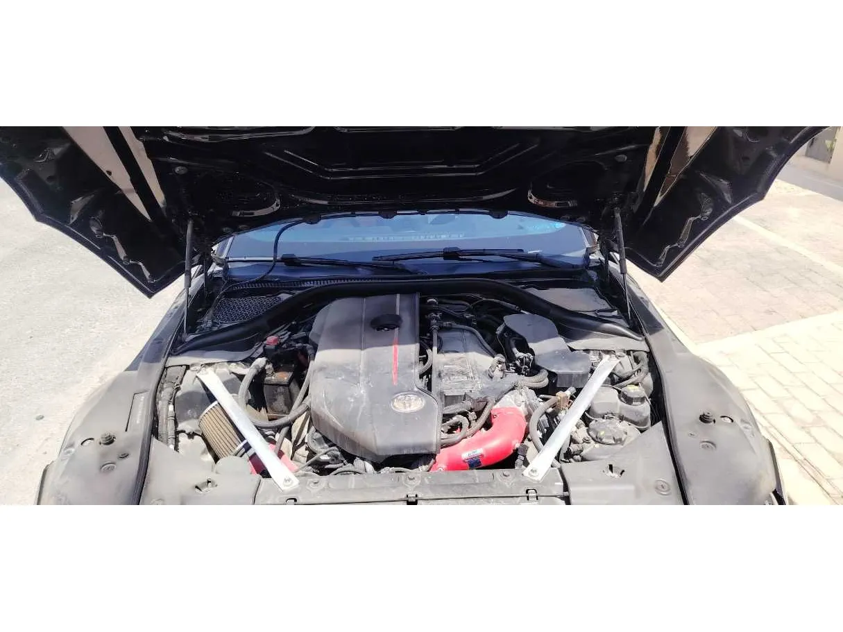 Car image 28