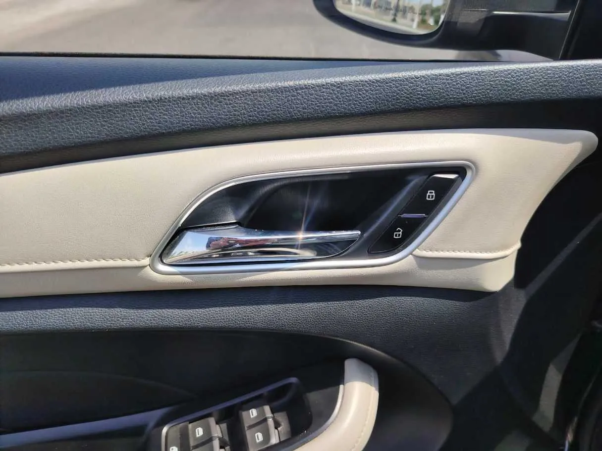 Car image 41
