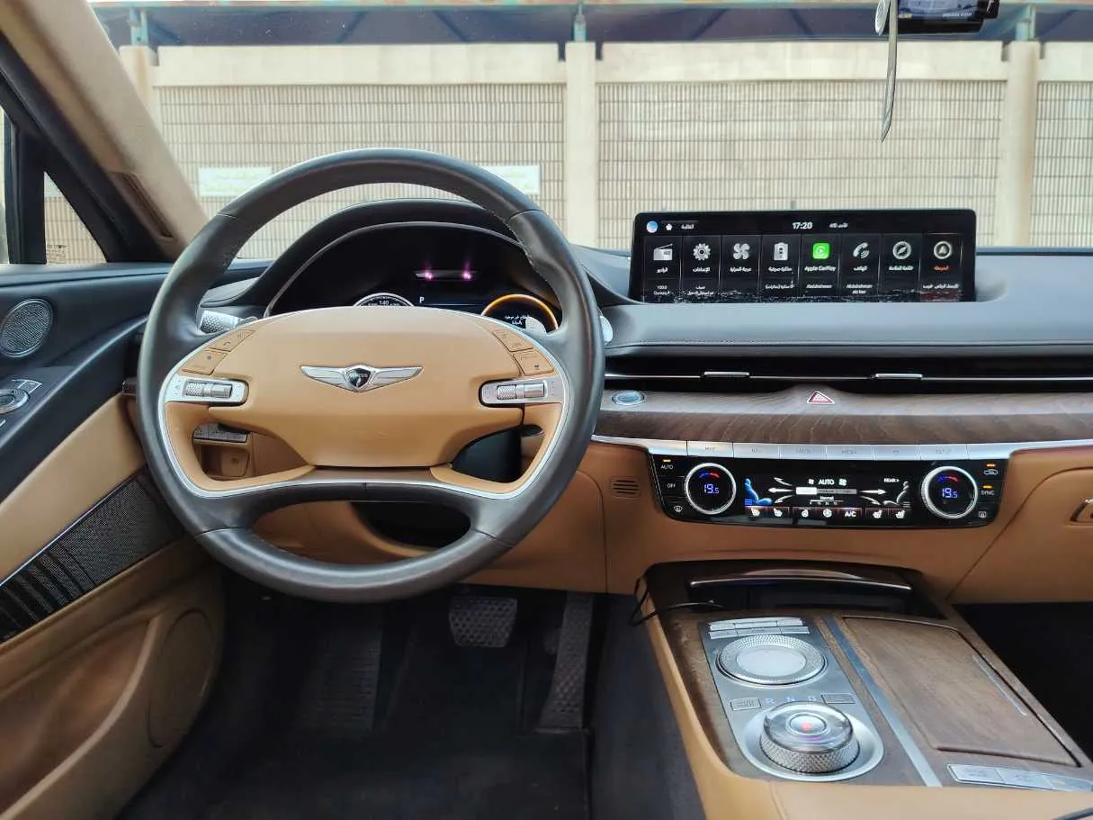 Car image 23