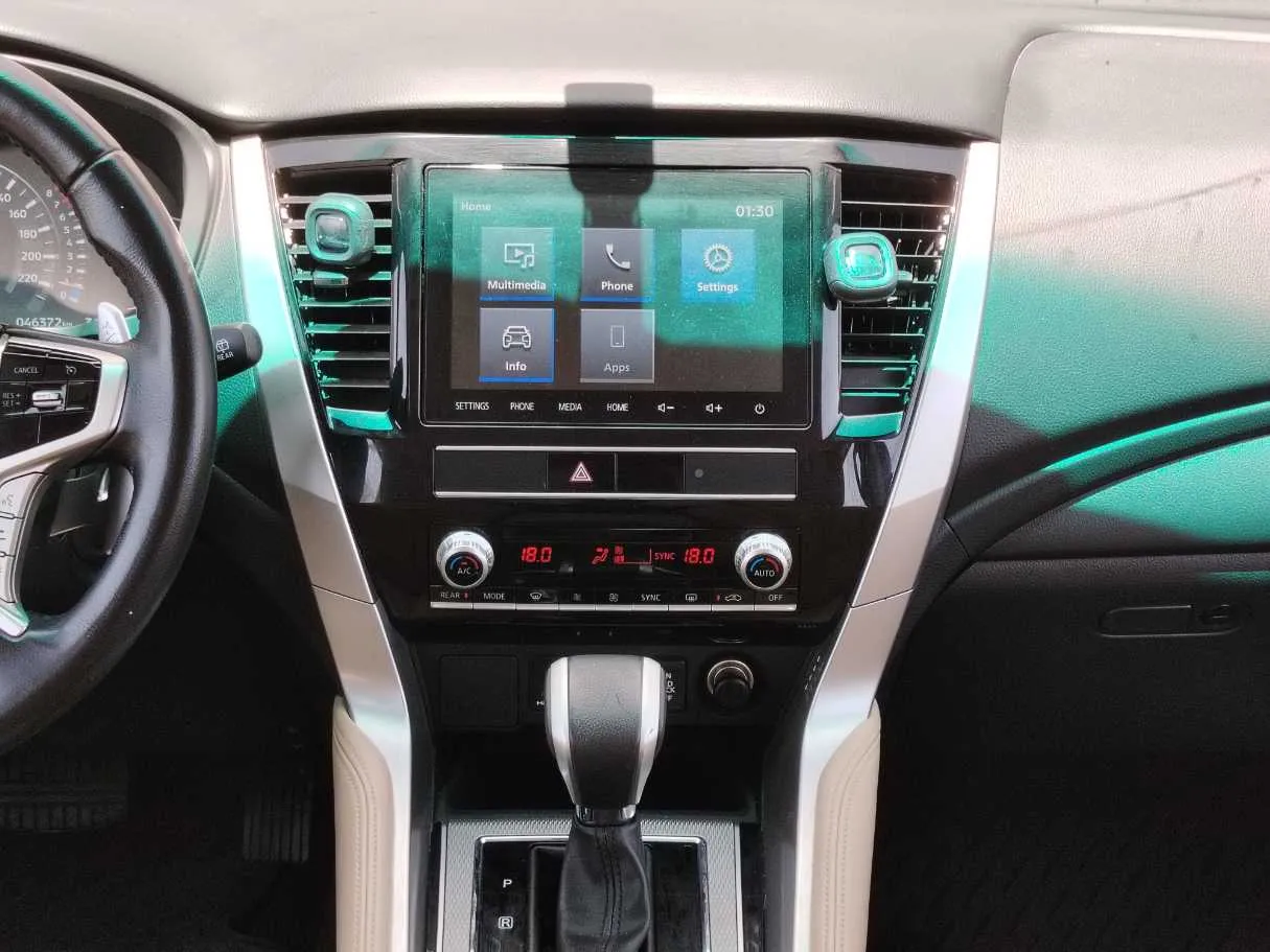 Car image 22