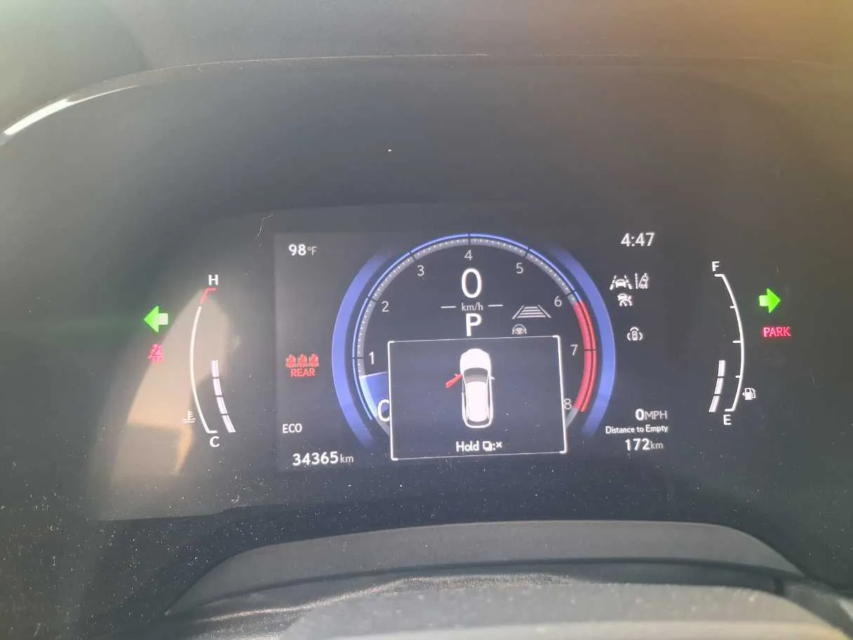 Car image 8