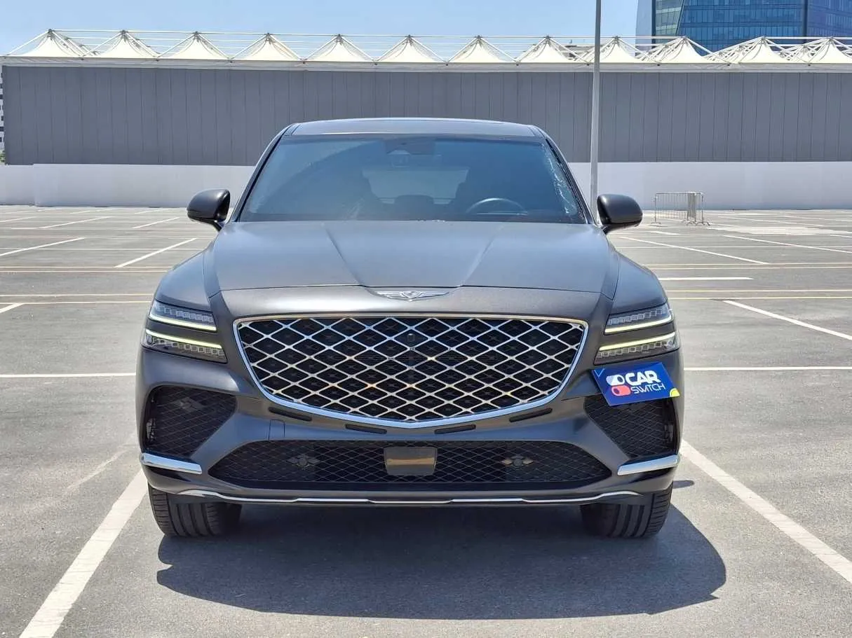 Car image 2