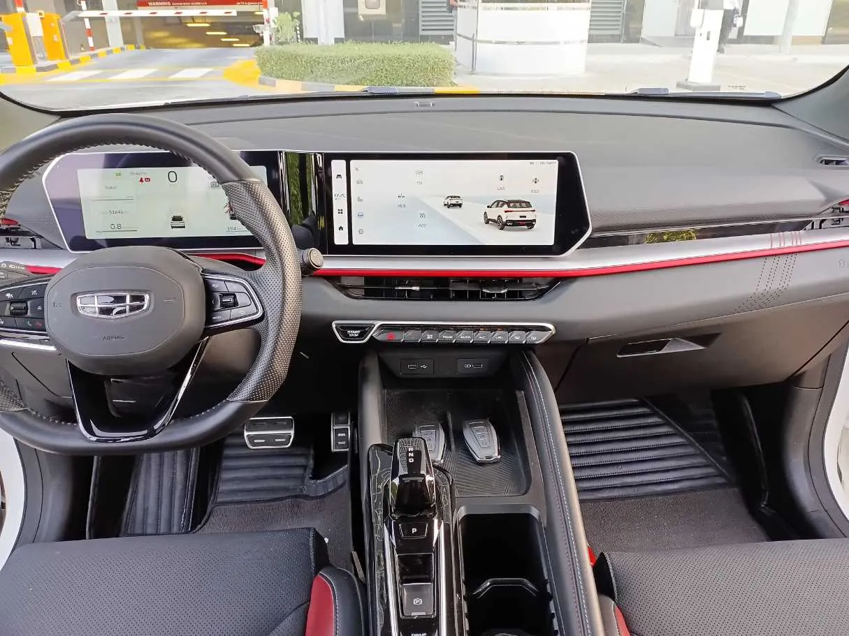 Car image 17