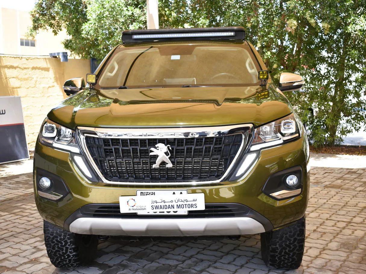Car image 2