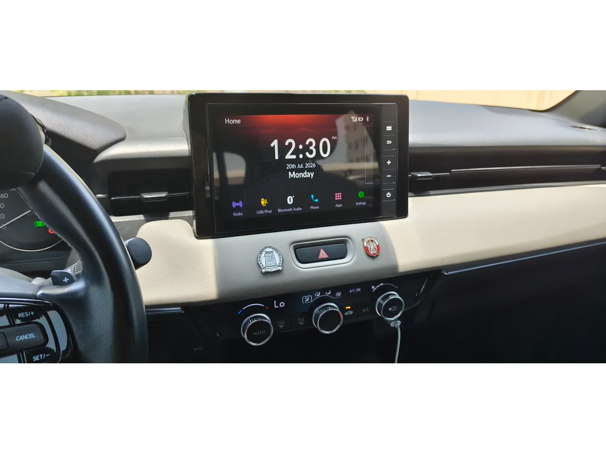 Car image 7