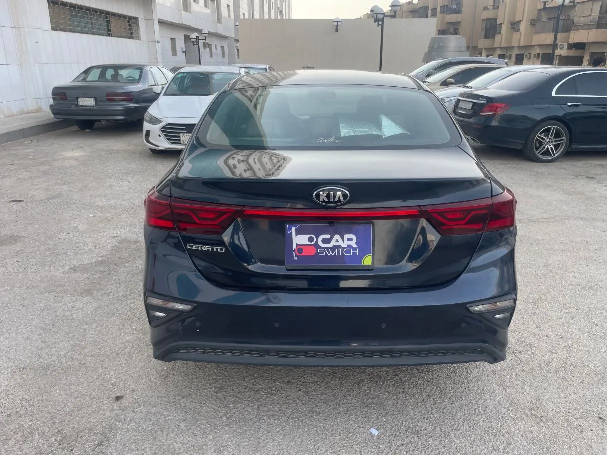 Car image 6