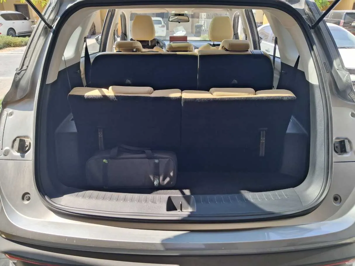 Car image 21