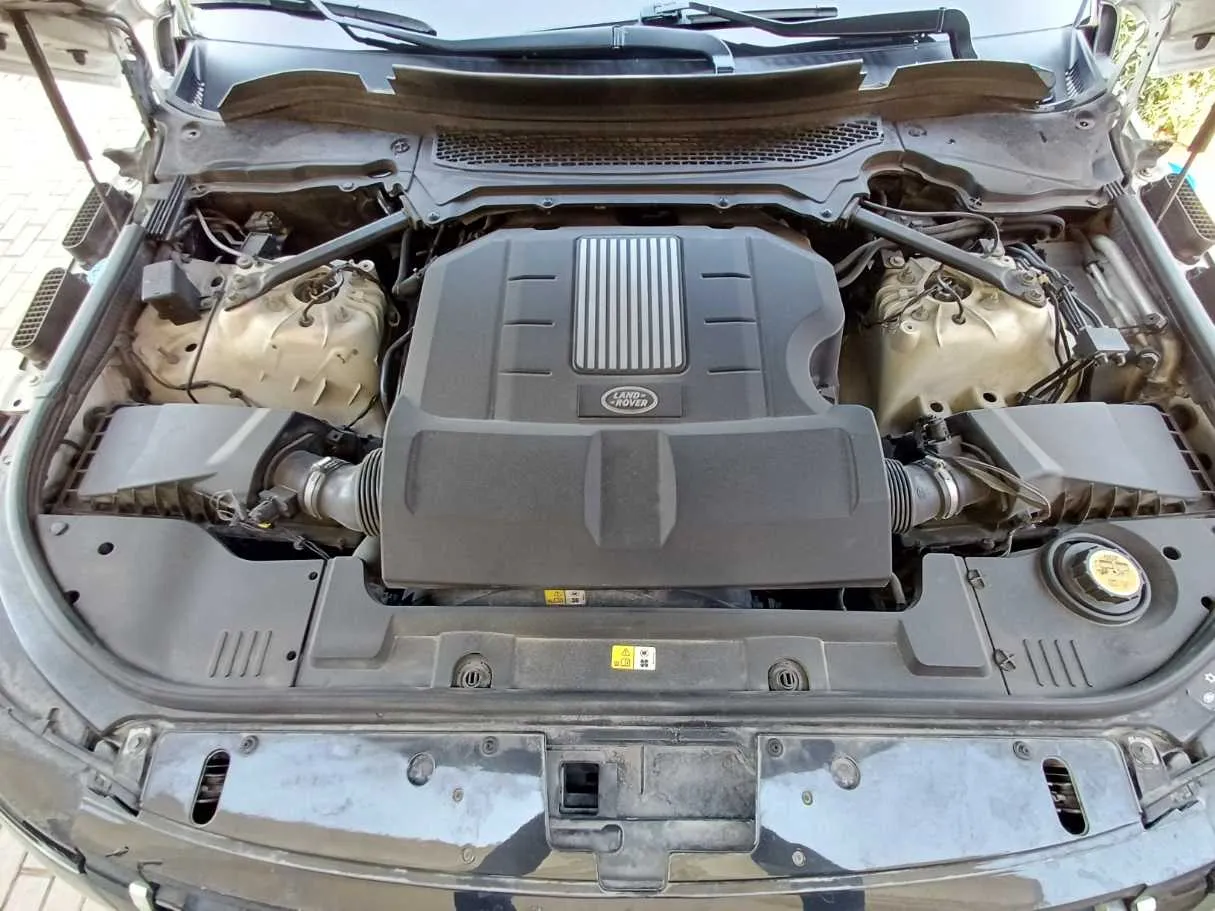 Car image 21