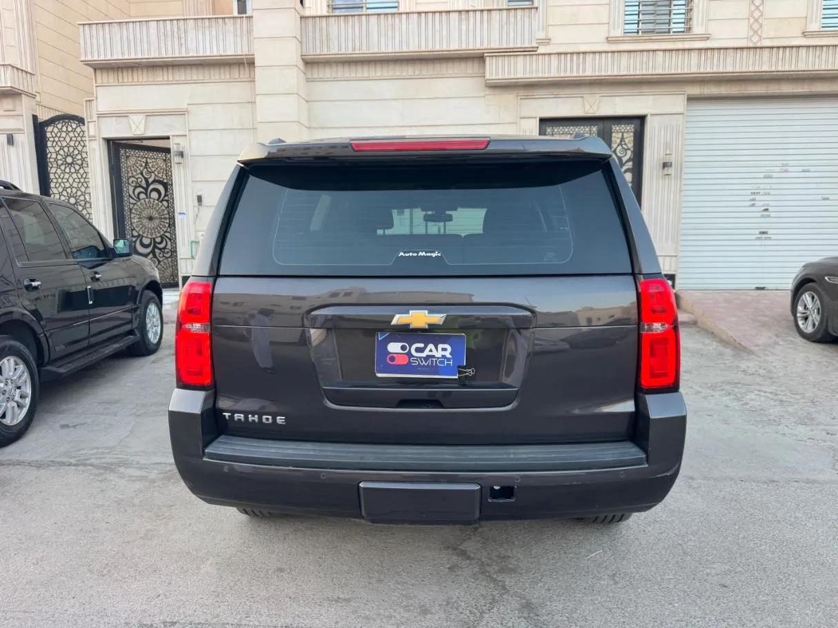 Car image 6