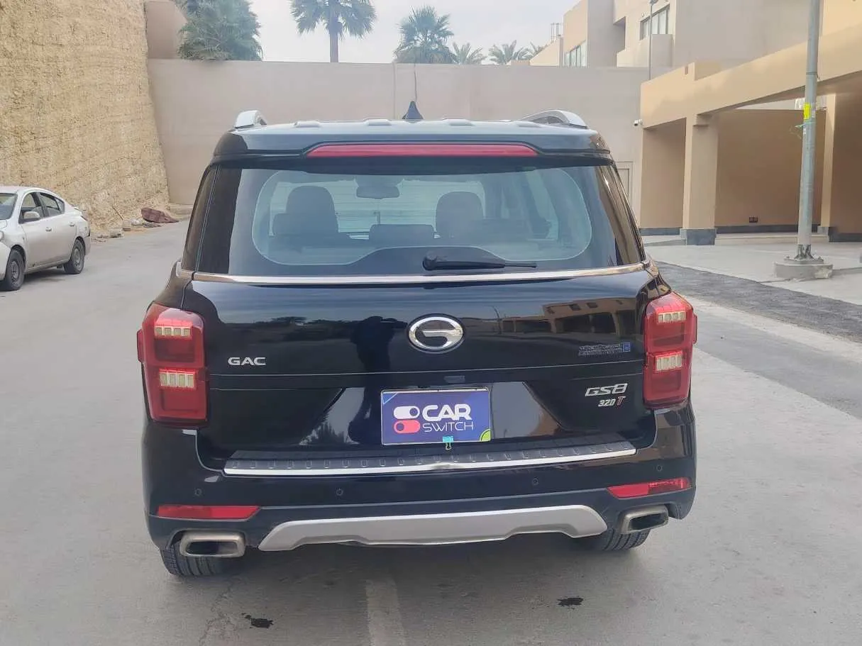 Car image 6