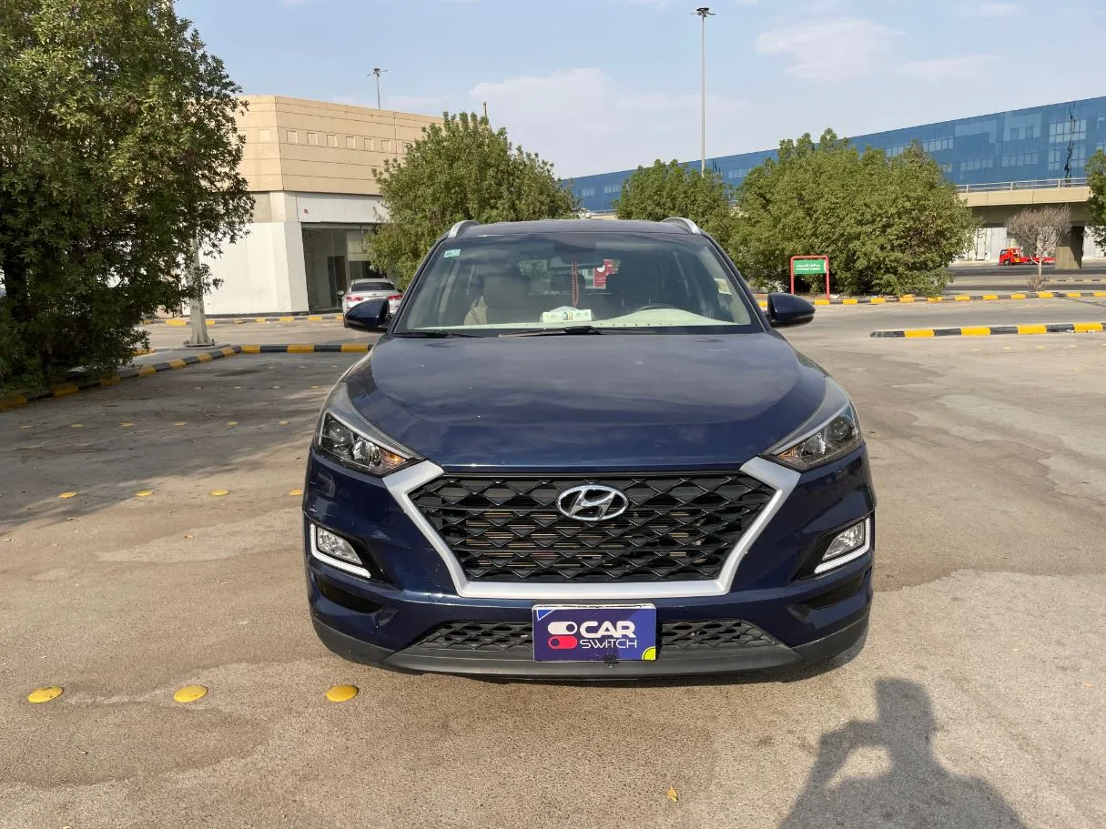 Car image 2