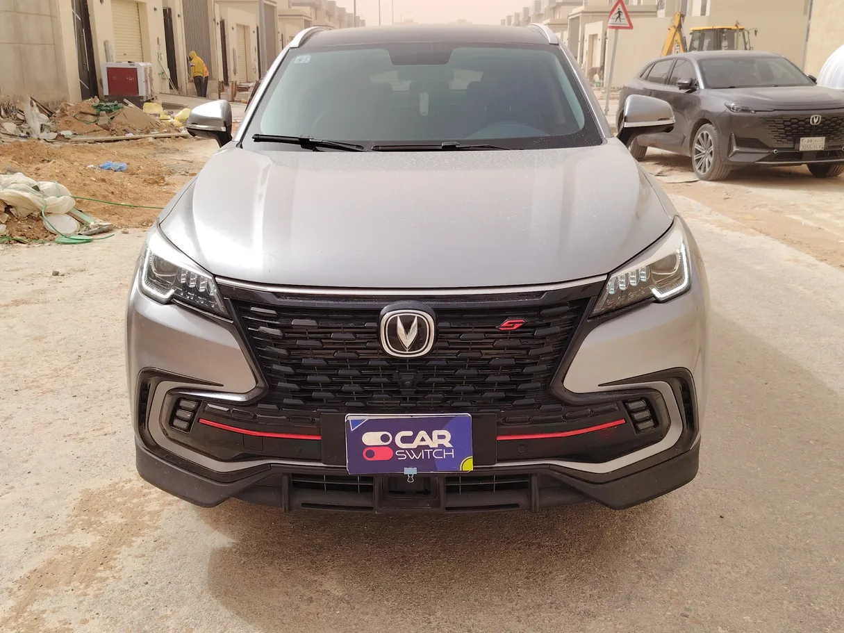 Car image 3
